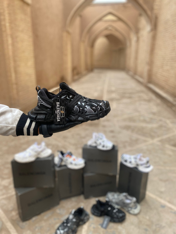 کتونی اسپایدر بالنسیاگا مردانه مشکی خط سفید